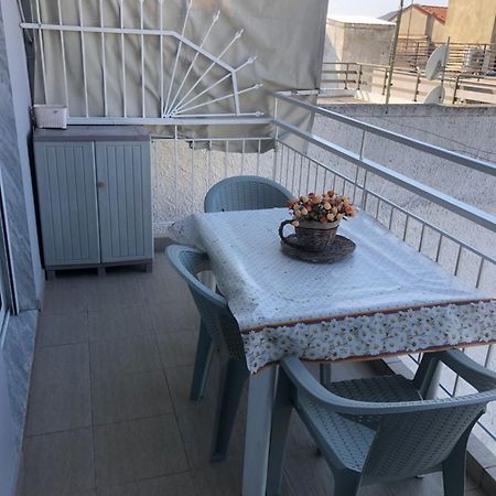 Nikos Rooms Néa Péramos المظهر الخارجي الصورة
