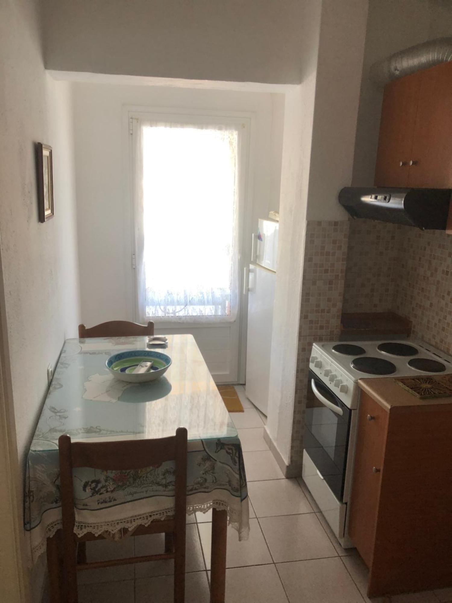 Nikos Rooms Néa Péramos المظهر الخارجي الصورة
