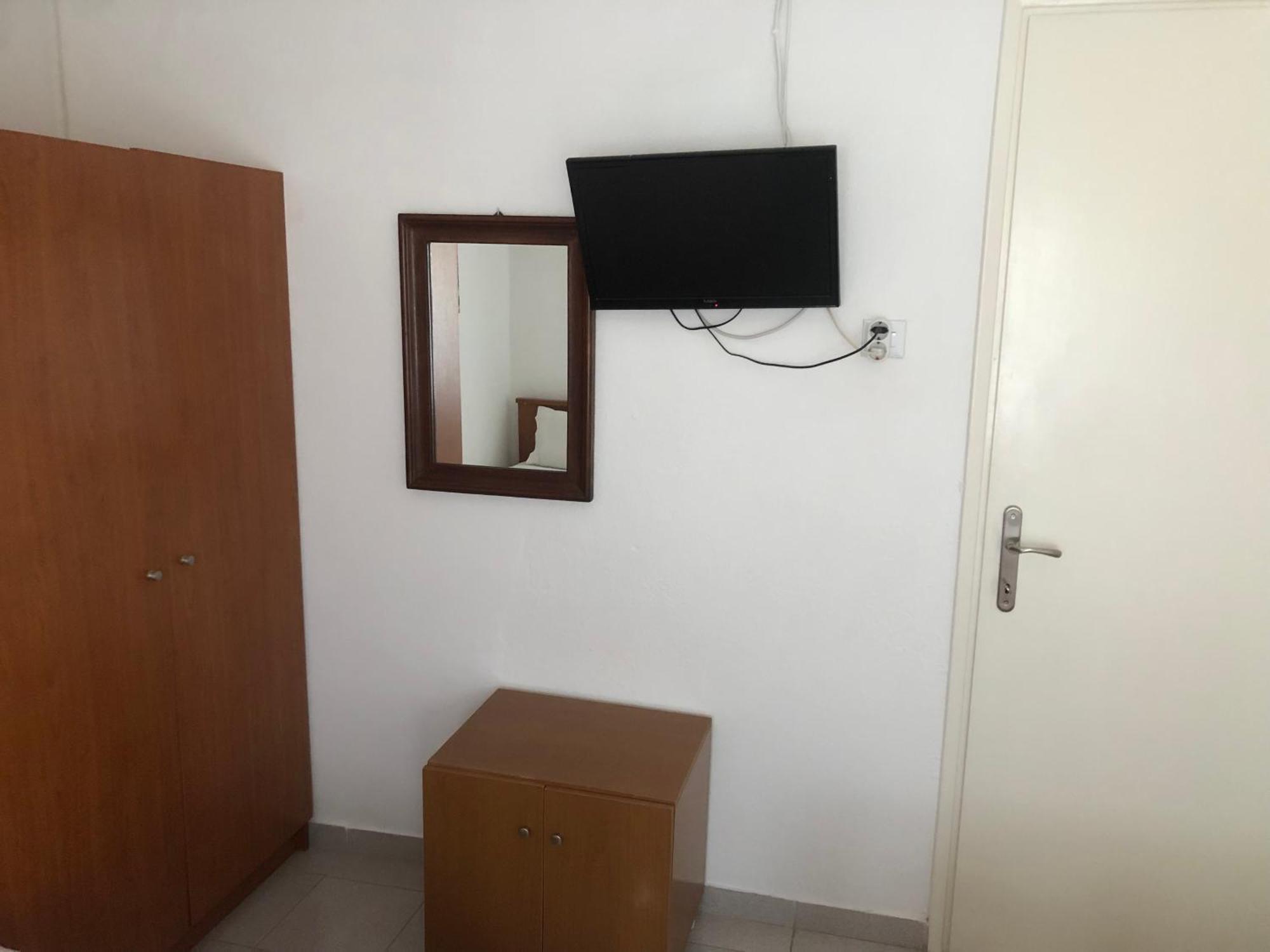 Nikos Rooms Néa Péramos المظهر الخارجي الصورة