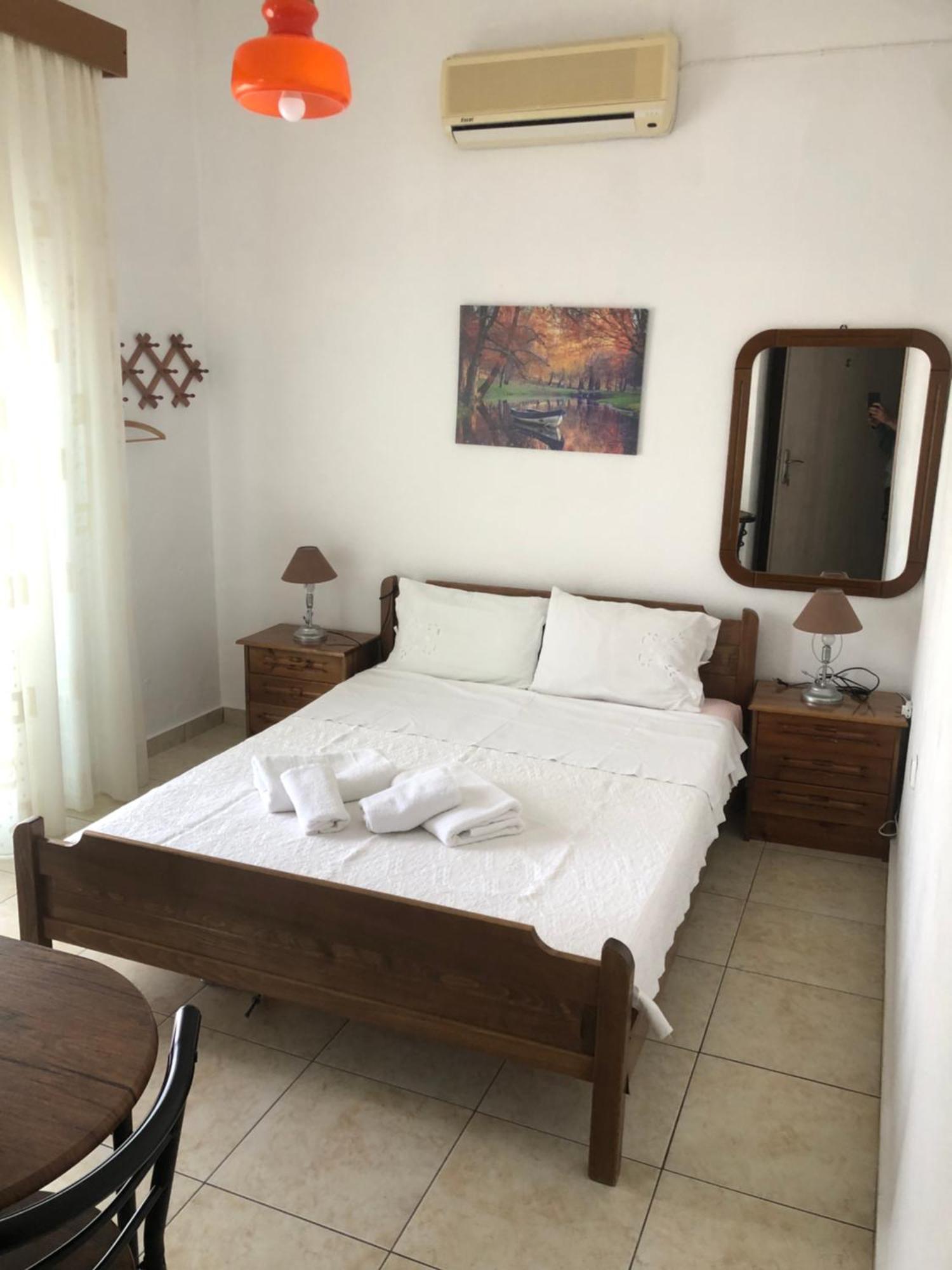 Nikos Rooms Néa Péramos المظهر الخارجي الصورة